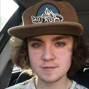 Meet your Posher, Zachary